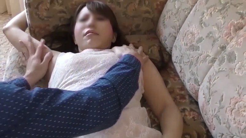 【5天限定販售・薄顏馬賽克・套裝販售】為了經營的店，以接受他人肉棒為條件獲得融資的熟女人妻 薄顏馬賽克完全版